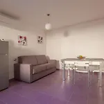 Tor Di Lupo شقة *