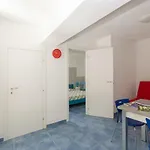 شقة Tor Di Lupo *