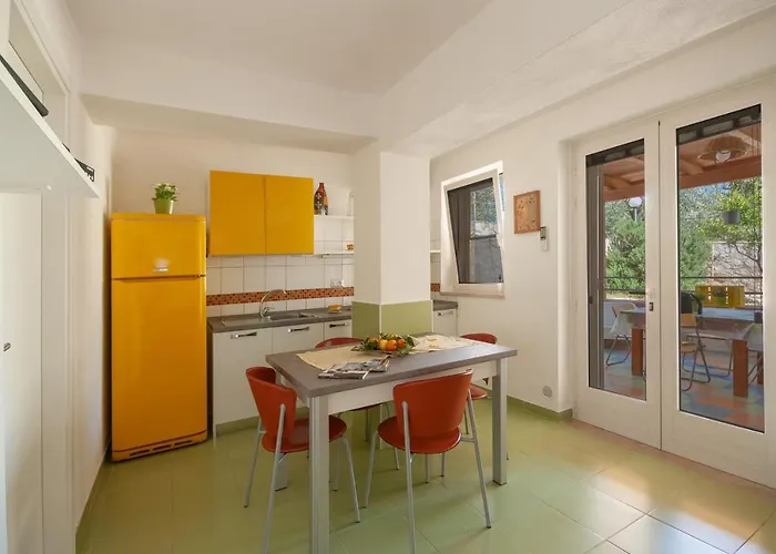 Tor Di Lupo Apartment Mattinata
